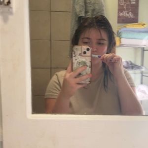 Meet your Posher, Evelyn